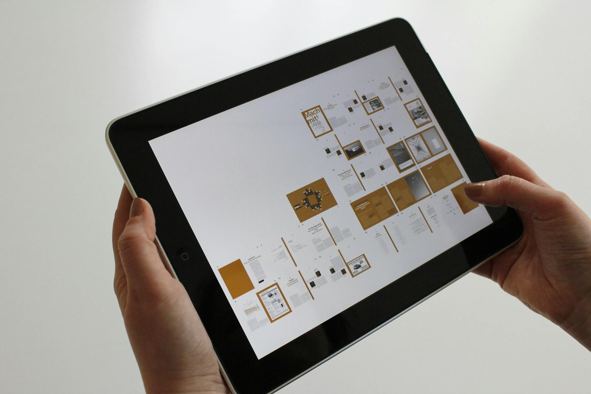 iPad Mini: Compact Powerhouse Gets AI Features and a Price Cut