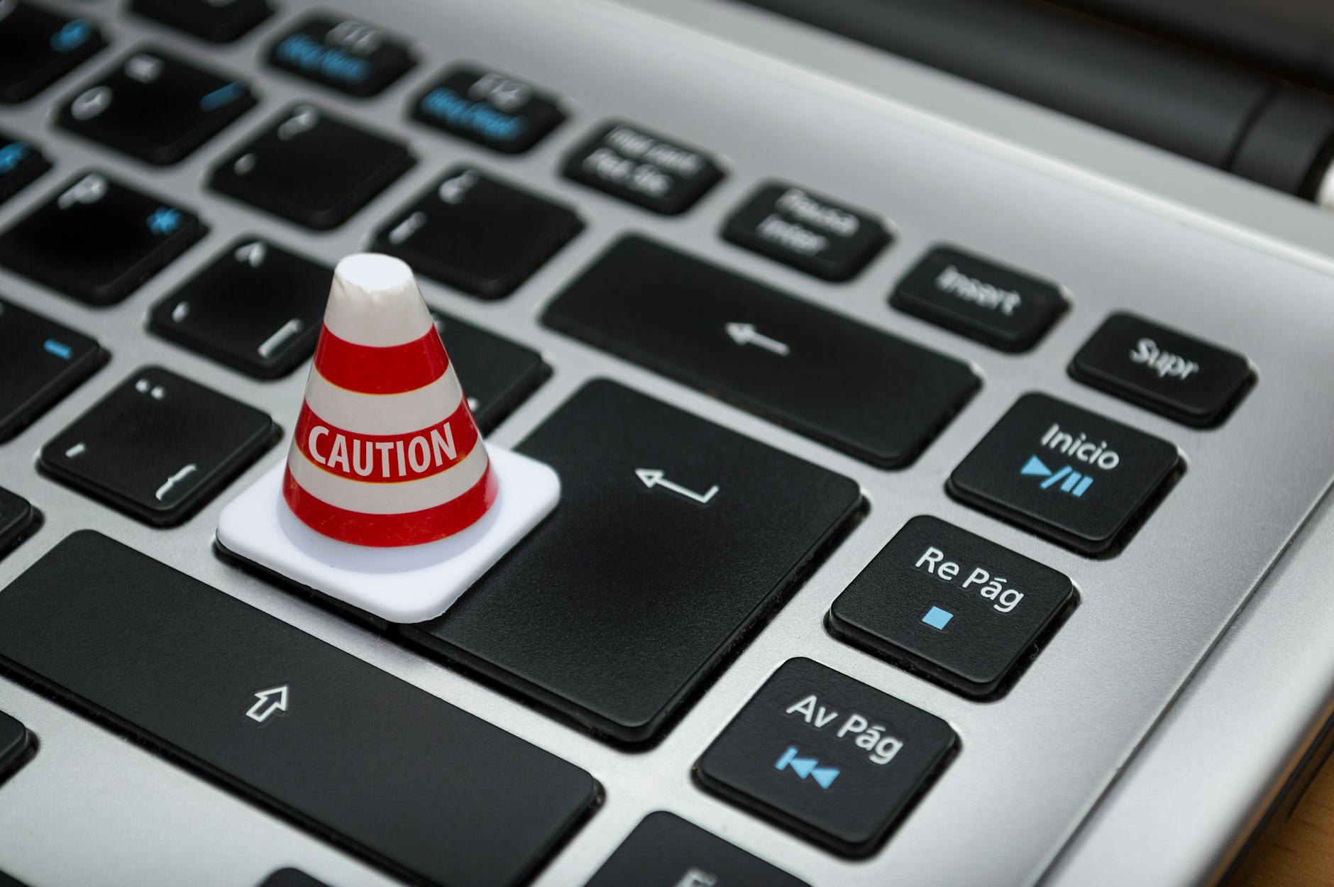 AI Agents: Promise, Peril, and the Looming Question of Control