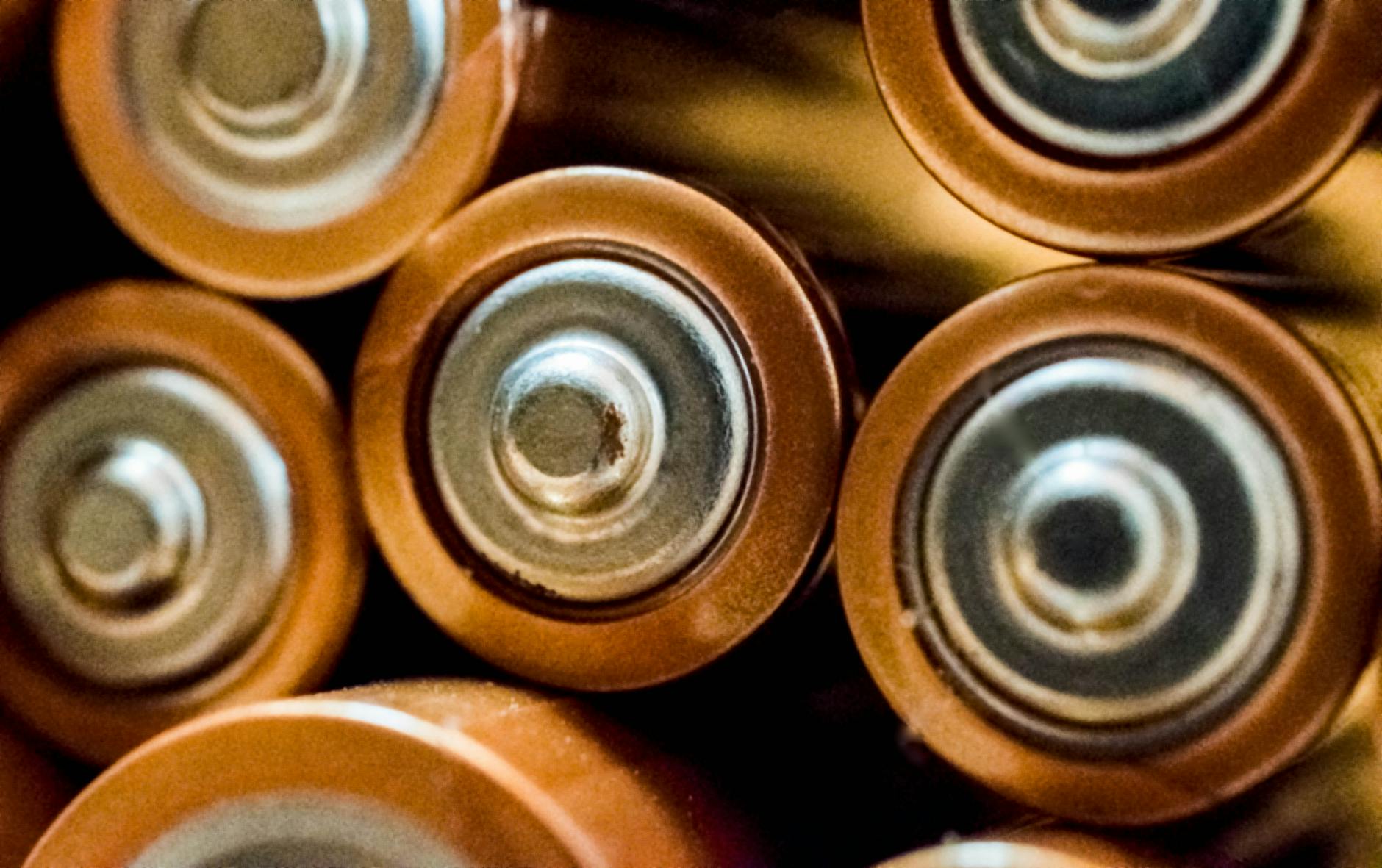 GM and Redwood to Deploy AI-Ready Energy Storage from EV Batteries