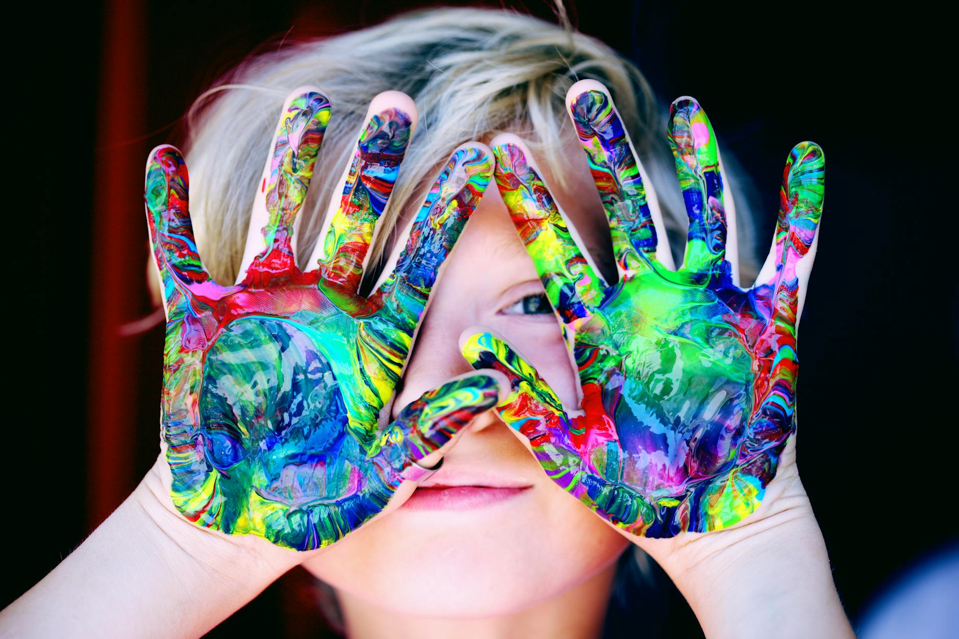 AI Personalization: A Tailored Reality or a Fragmented World?