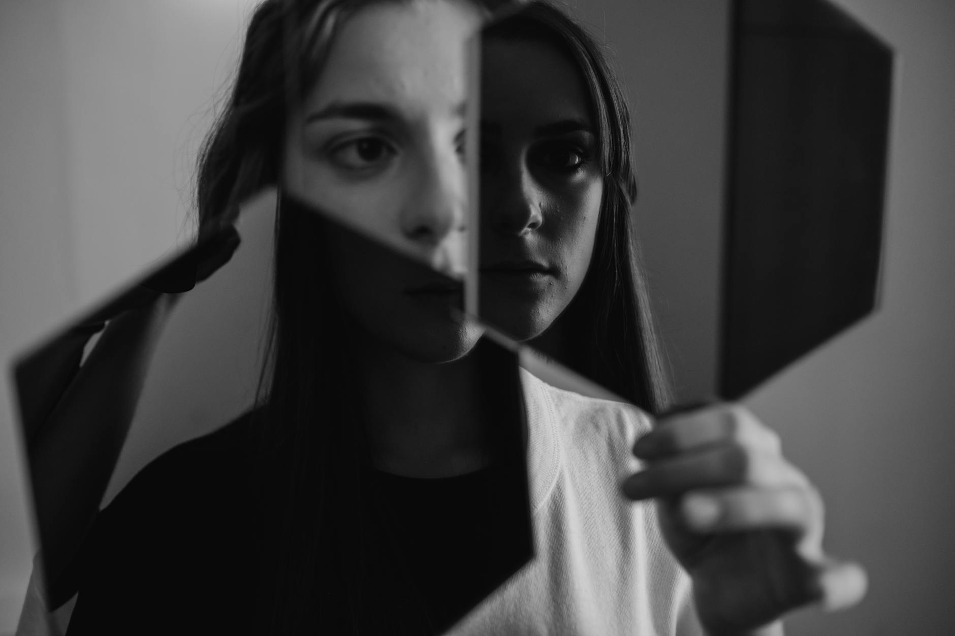 Reddit Users Debate Possible 'Psychosis' in Large Language Model