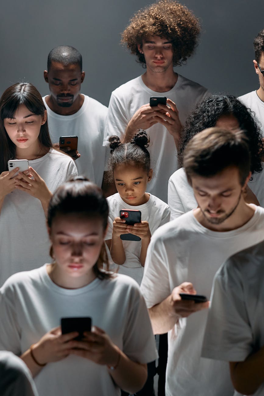 Steady AI Advancement Counters Reddit's Hype Cycle