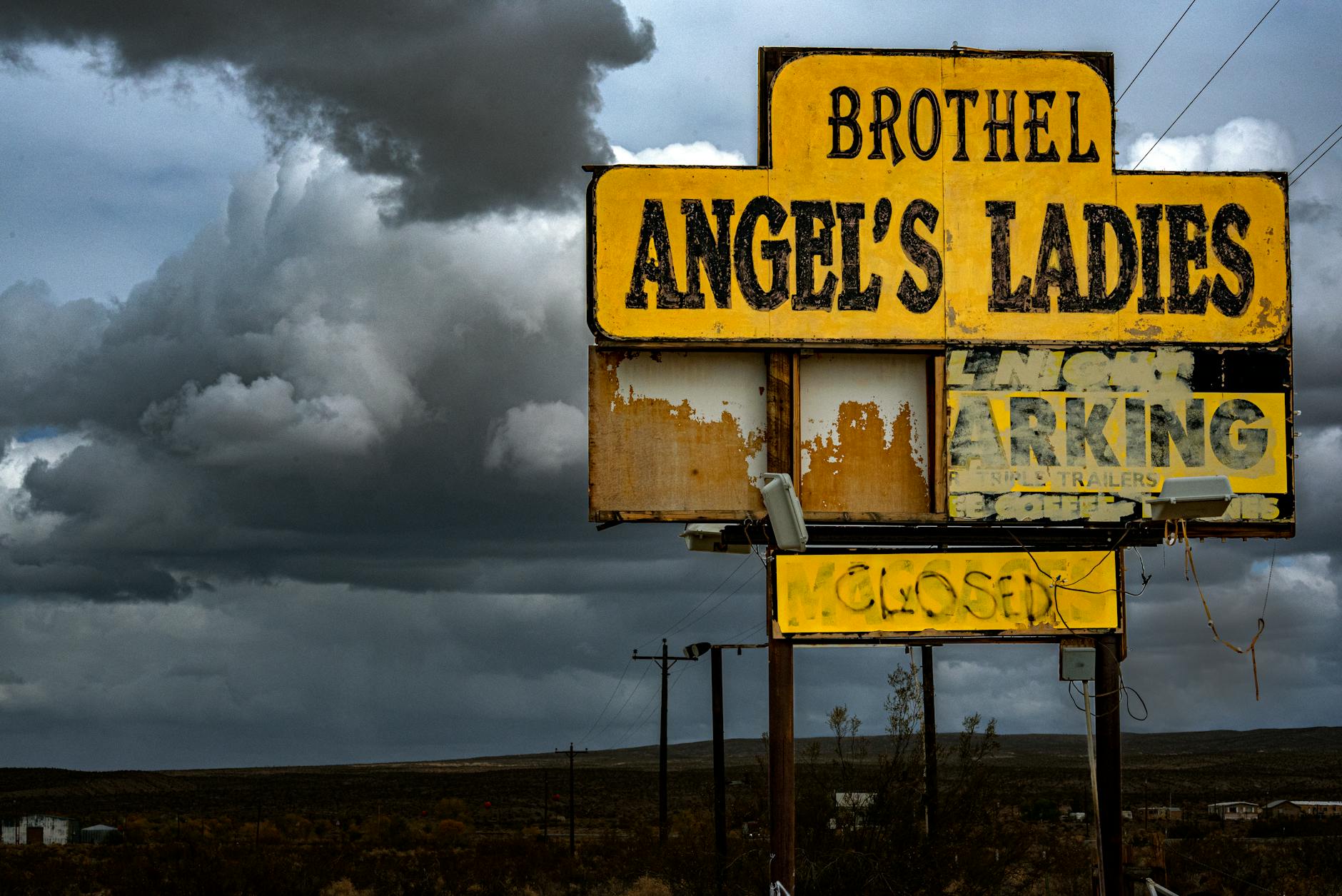 Nevada Brothel Clarifies: Our Sex Workers Are Human, Not AI