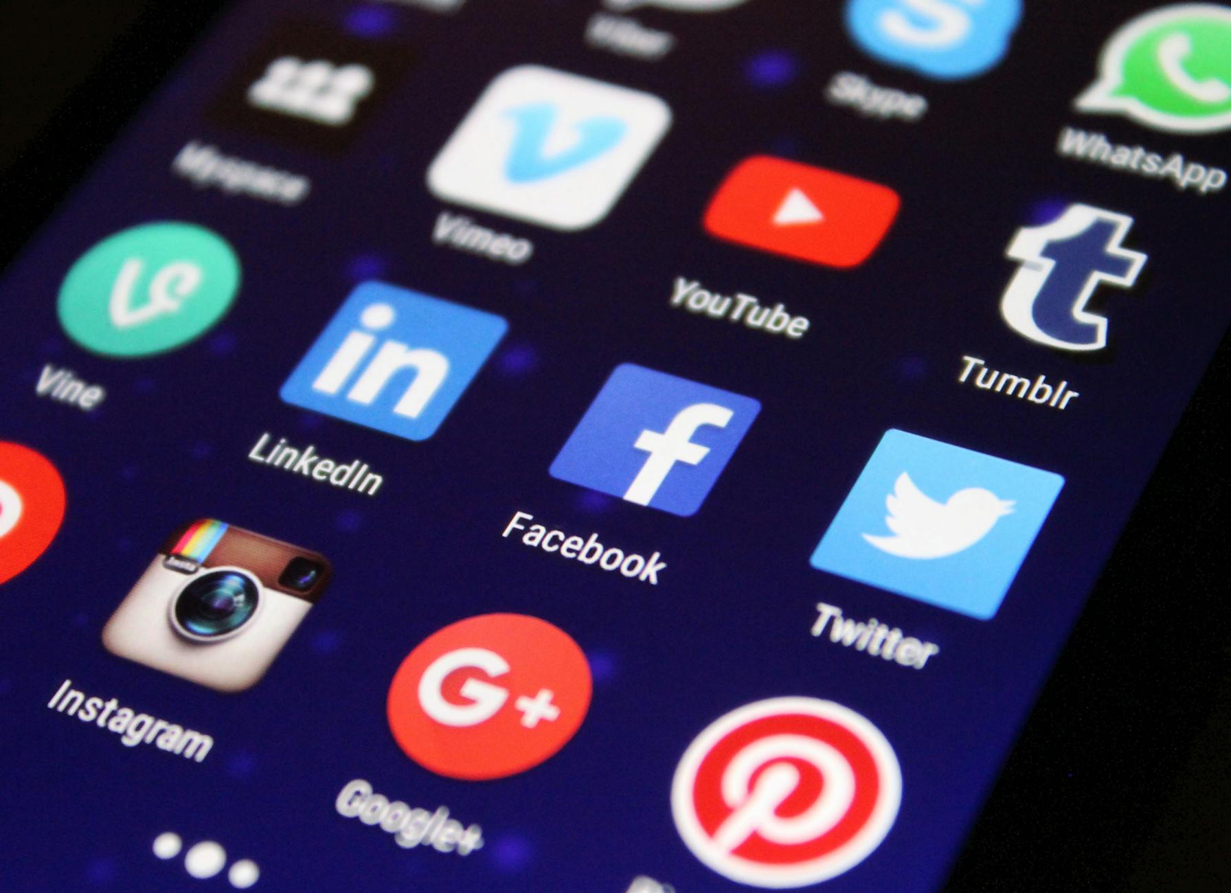 YouTube Supercharges Creators with AI-Powered Tools for Content Optimization