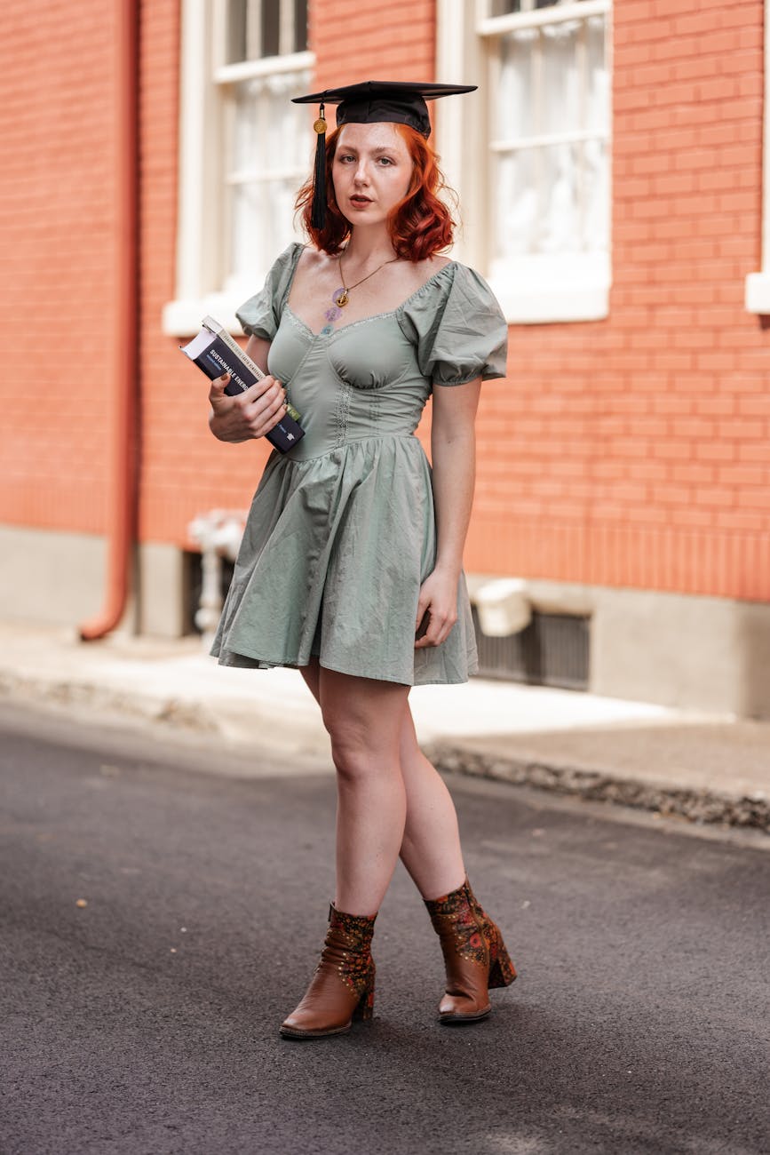 Researcher Crowdsources AI Model Transcripts Featuring Specific Keywords