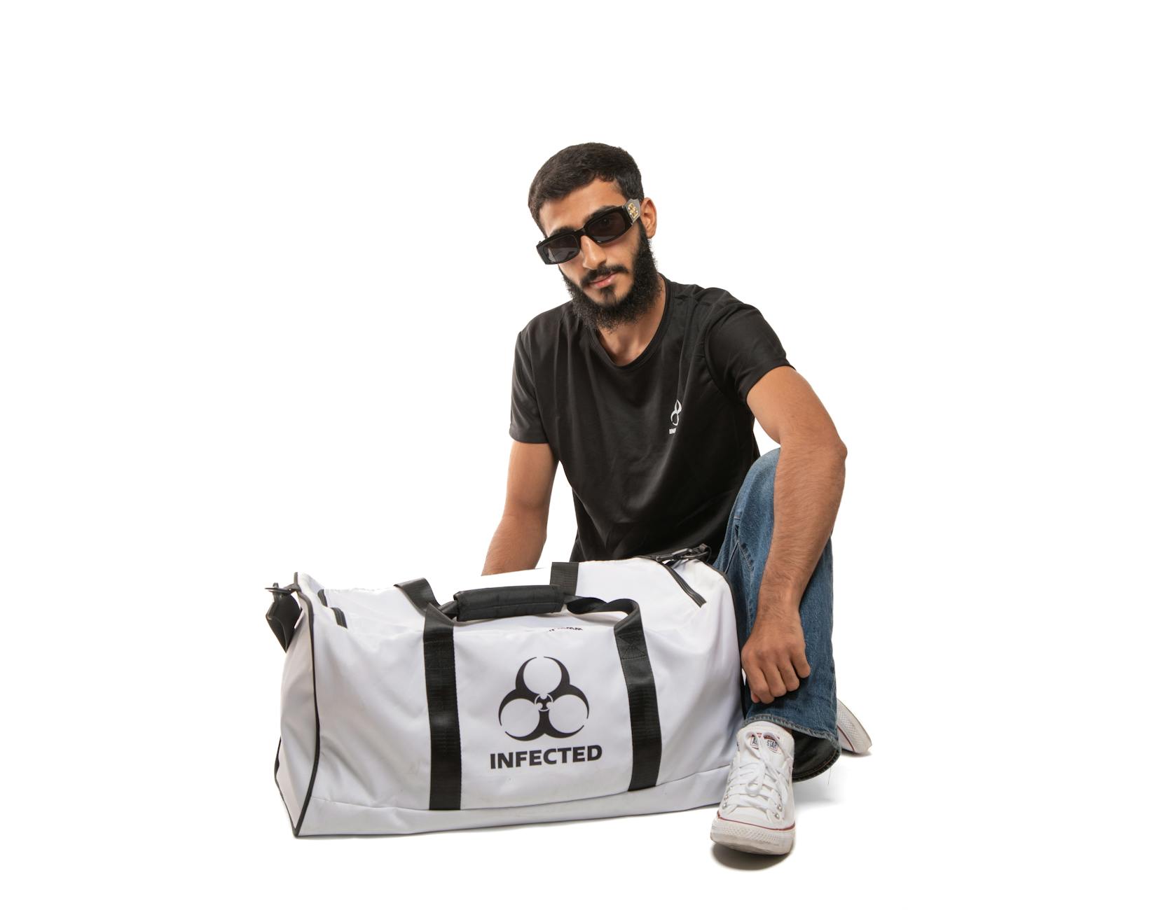 AI Bioweapon Threat: Experts Raise Pandemic Concerns